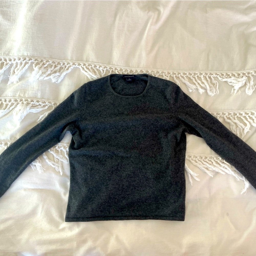 100% Cashmere Sweater